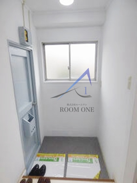 玄関　玄関です。