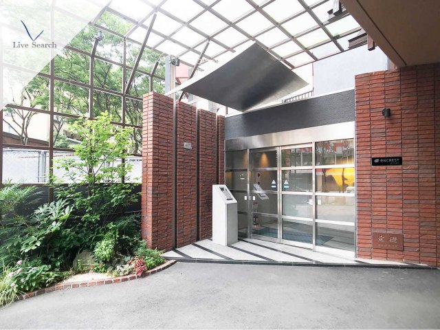 エントランス　建物の内部です