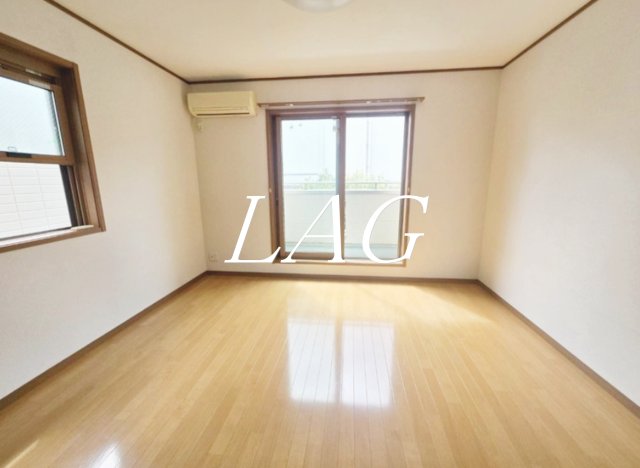 居室・リビング　洋室のお部屋です。