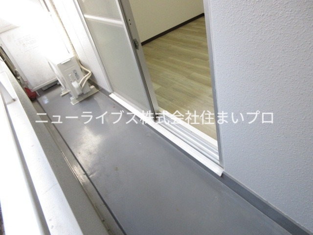 京阪本線 寝屋川市駅 徒歩3分 3階建 築31年の内装写真