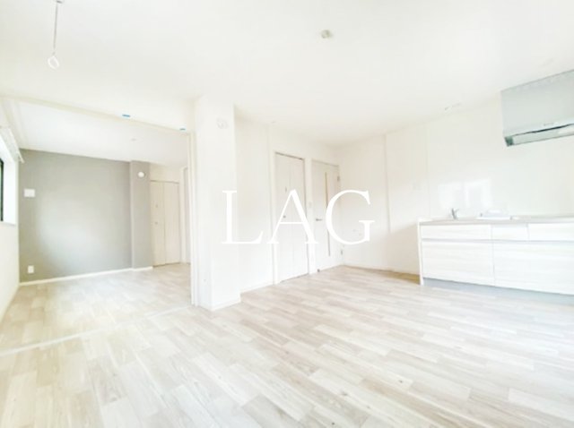 居室・リビング　洋室のお部屋です。