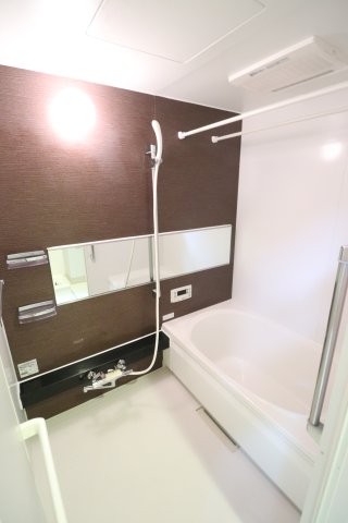 メゾンルピナスの風呂写真