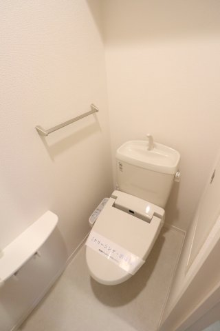 メゾンルピナスのトイレ写真