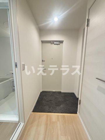 アレーズ新神戸の玄関写真