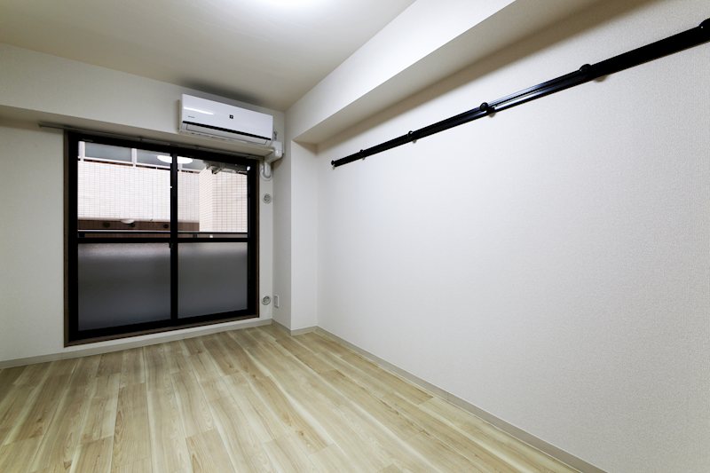 ニューガイアリルーム葛西駅南No.20の居間写真