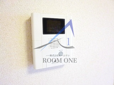セキュリティ　モニター付きインターホンです。
