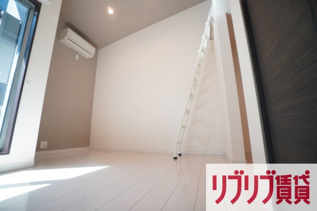 LAUREL INICIOの居間写真