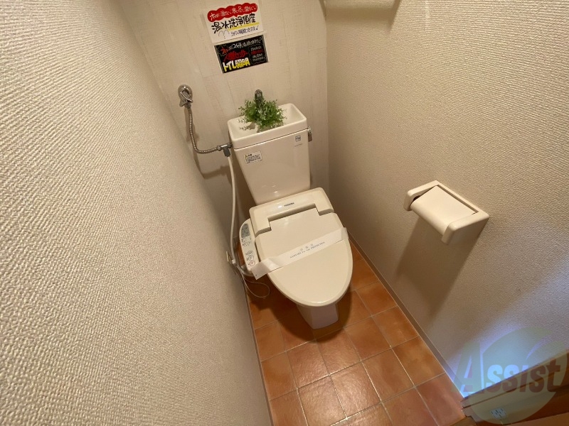 トイレ　トイレです。ウォシュレット付を探している方、おすすめです。