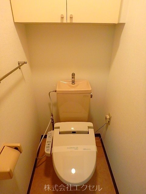 トイレ　清潔感のあるトイレです。