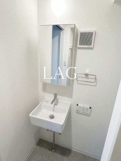 洗面設備　洗面台です。