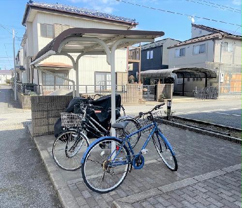 その他共有部分　屋根付き駐輪場