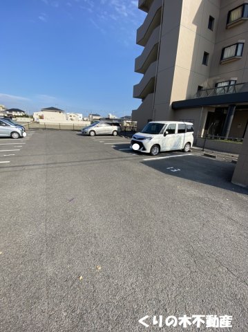 駐車場　駐車場があります