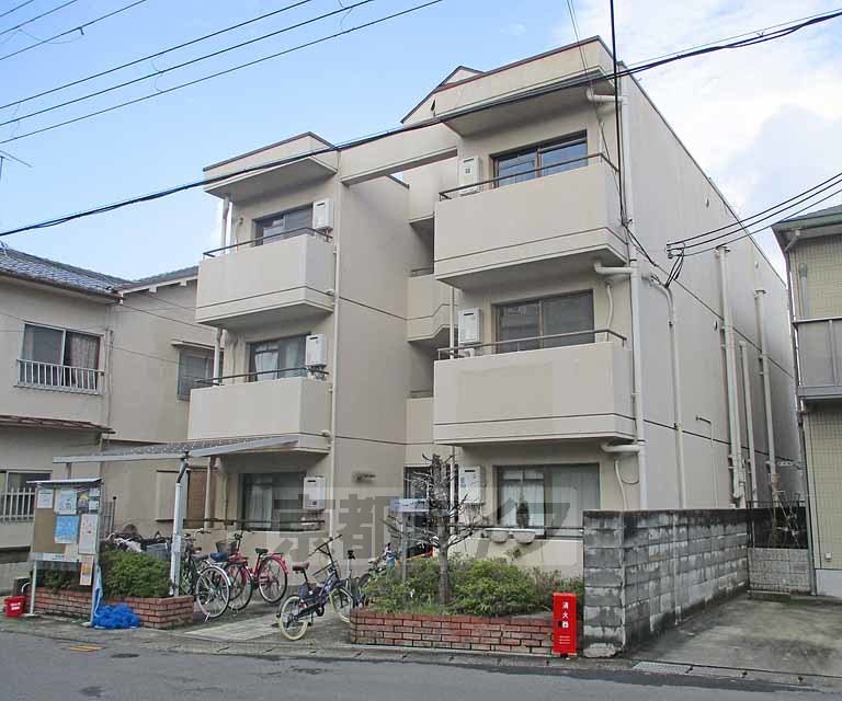 京都市西京区桂御所町のマンションの建物外観