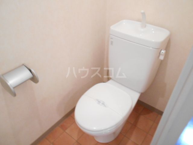 【エストレーラのトイレ】