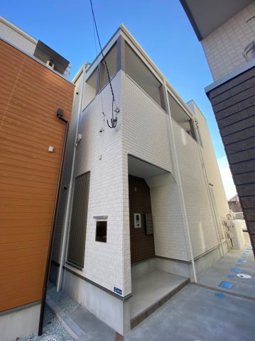 仙台市宮城野区平成のアパートの建物外観