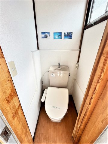【堺市北区常磐町のアパートのトイレ】