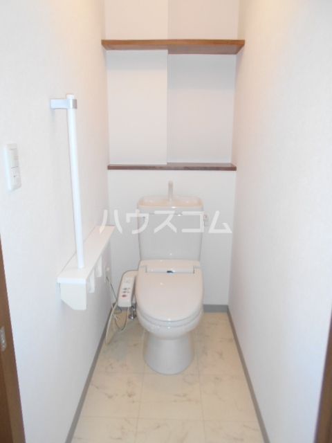 【磐田市上岡田のマンションのトイレ】