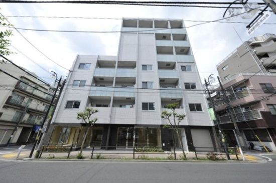 【板橋区板橋のマンションの建物外観】