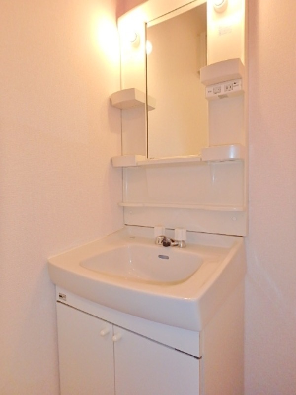 洗面設備　図面と現状に相違がある場合には現状を優先