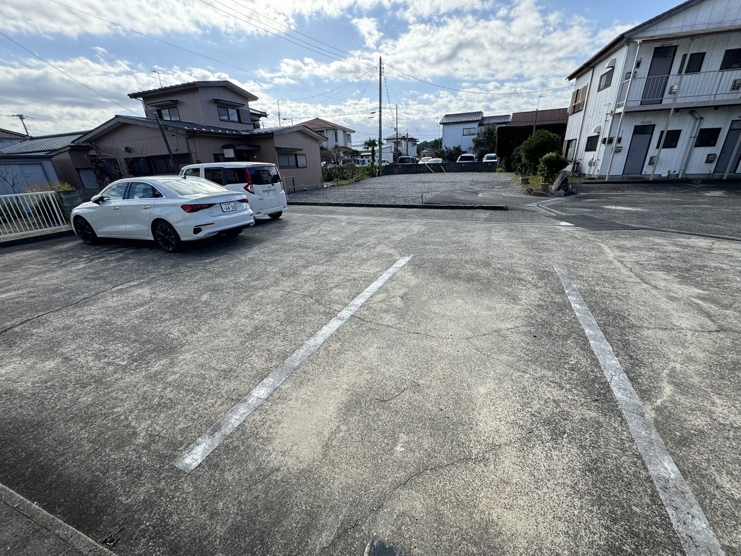 【桜ベルデの駐車場】