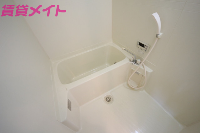 バス・シャワールーム　別部屋同タイプ