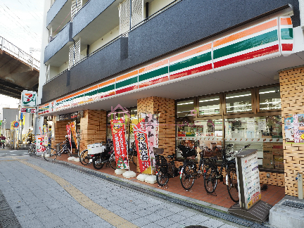 コンビニ　セブンイレブン 大阪南市岡3丁目店（コンビニ）まで210m