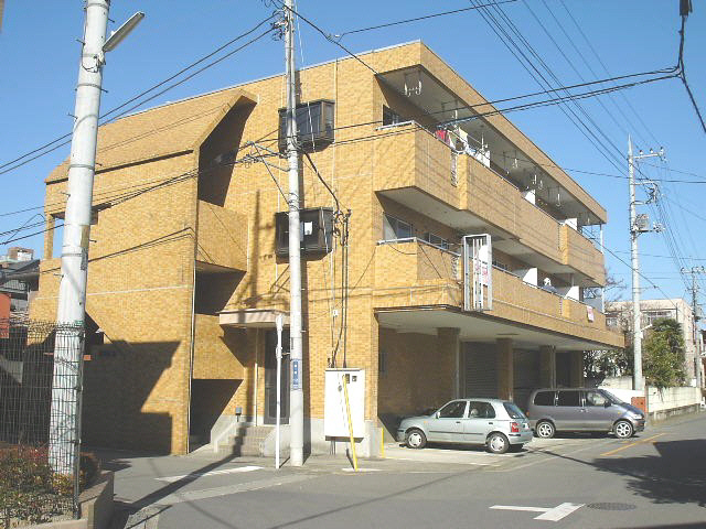 幸陽ビルの建物外観