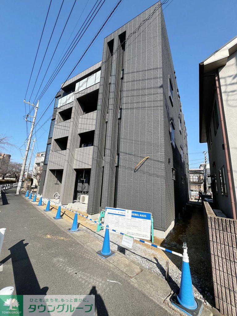 【川崎市多摩区登戸のマンションの建物外観】