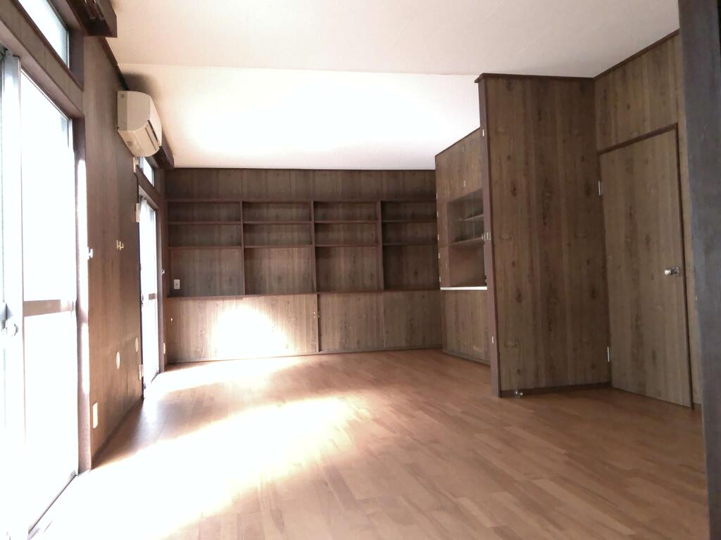 居室・リビング　1階洋室