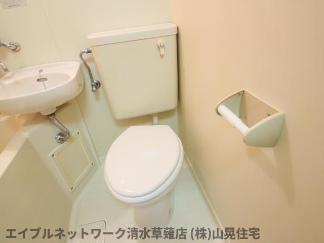 トイレ　清潔感のあるトイレです