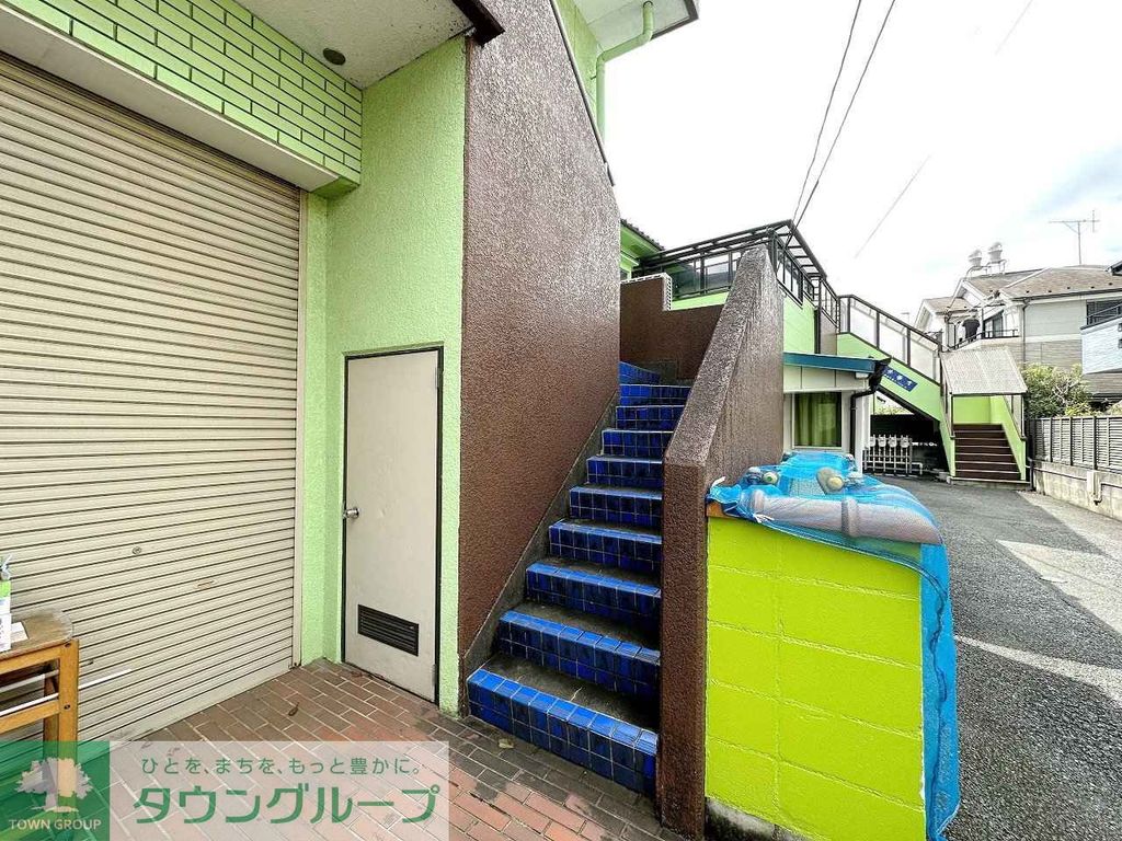 エントランス　エントランス