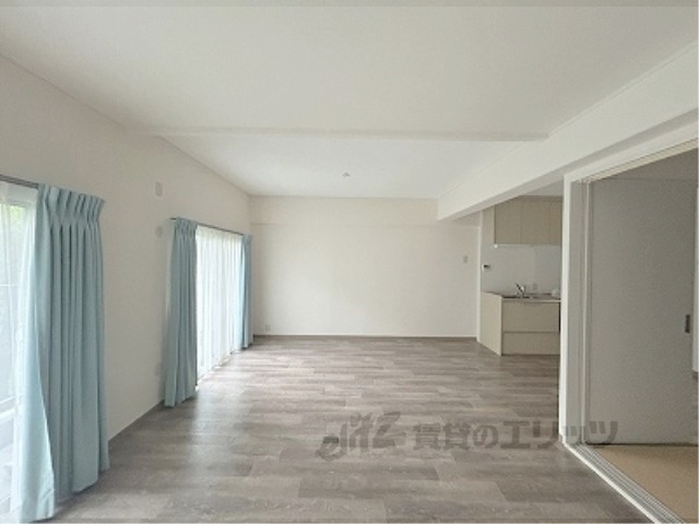 居室・リビング　リビング