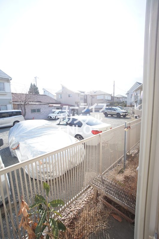 セキュリティ　来訪者を確認出来るモニター付きのインターホンで安心。