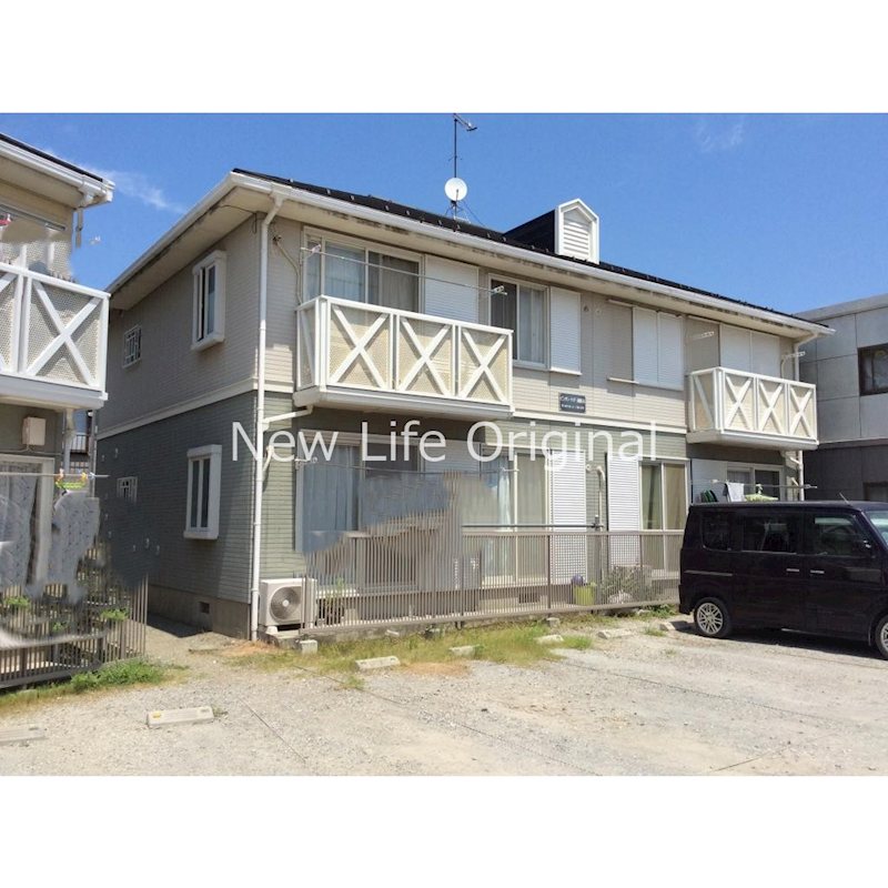 建物外観　建物は耐震耐火に優れたセキスイハイム施工で安心です。