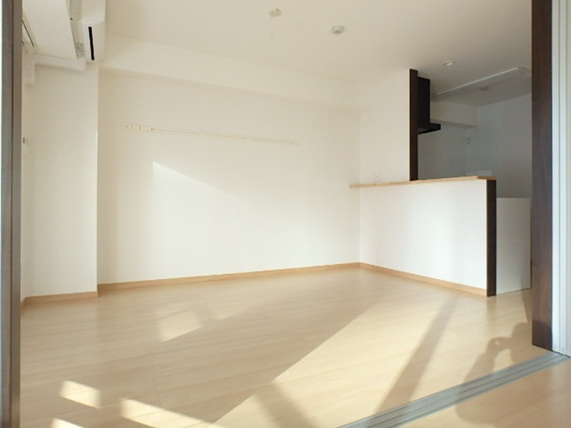 居室・リビング　図面と現状に相違がある場合には現状を優先