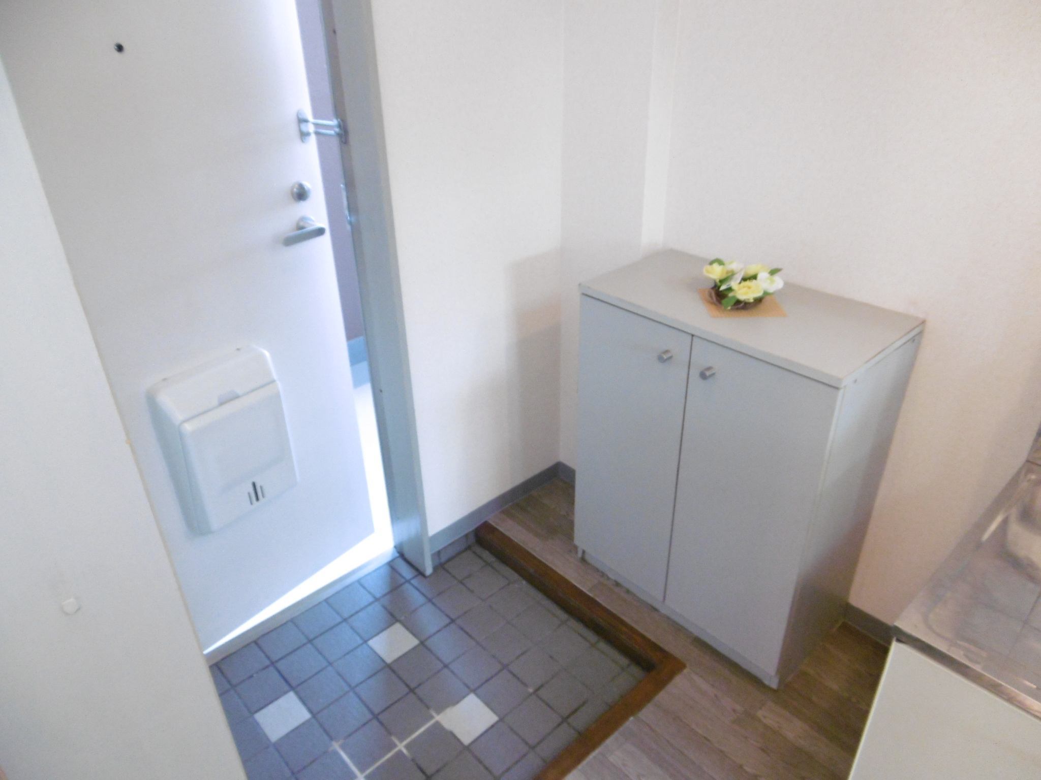 収納　※内観写真と動画は同アパート同間取り2階のお部屋のものです。