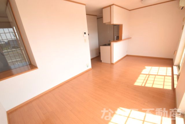 居室・リビング　ゆったり過ごせるリビングです