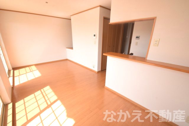 居室・リビング　ゆったり過ごせる居間です