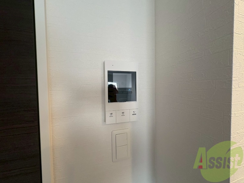 セキュリティ　モニタ付インターホンでセキュリティ面も安心です。