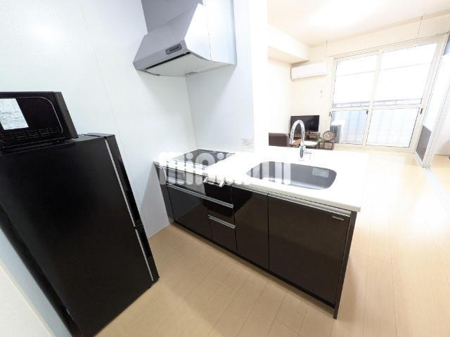 キッチン　システムキッチン（ＩＨクッキングヒーター）