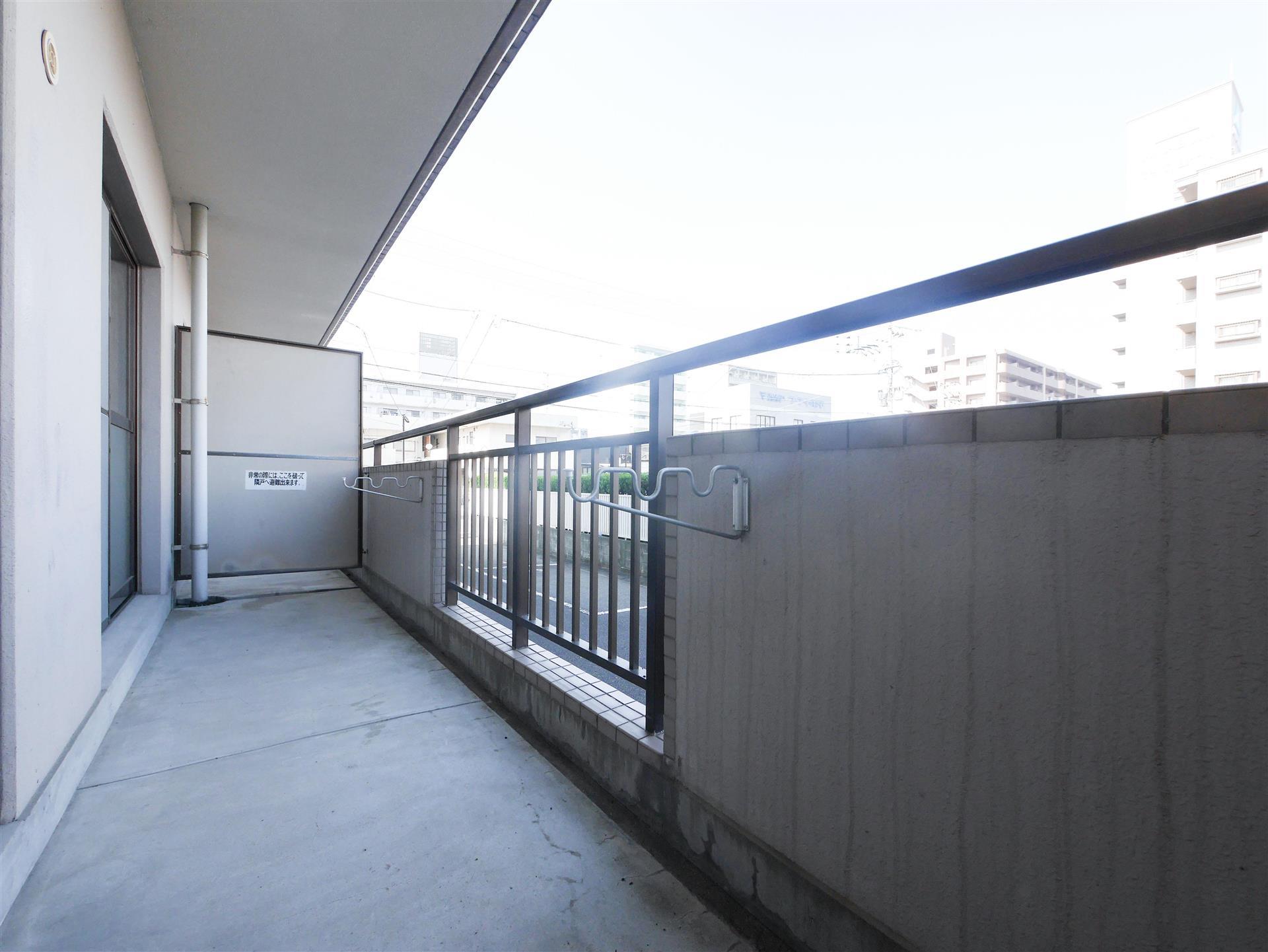 バルコニー　広くて気持ちいい南向きのベランダ☆