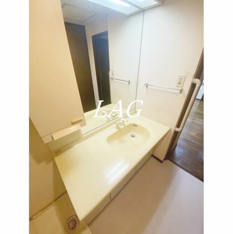 洗面設備　洗面台です。