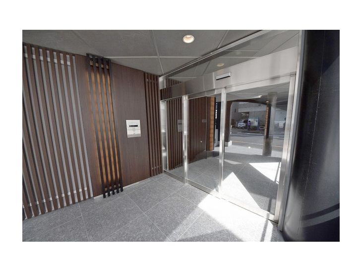 エントランス　エントランス