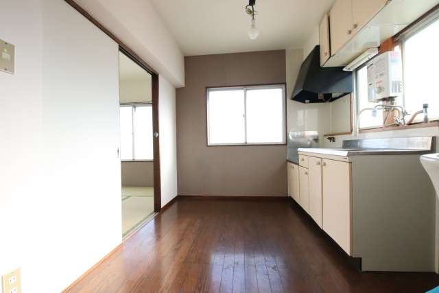 居室・リビング　別室の参考写真です。