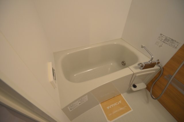 バス・シャワールーム　追い焚き機能付き