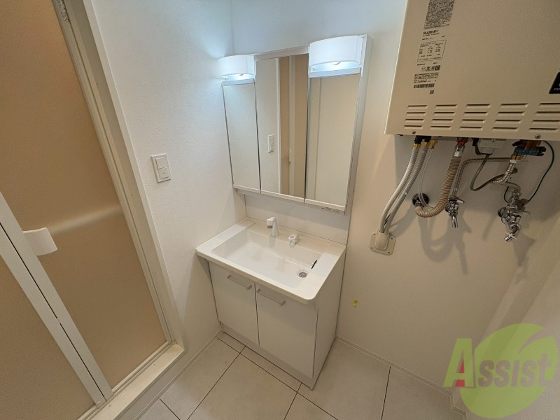 洗面設備　シャンプードレッサーで身支度もラクラクです！