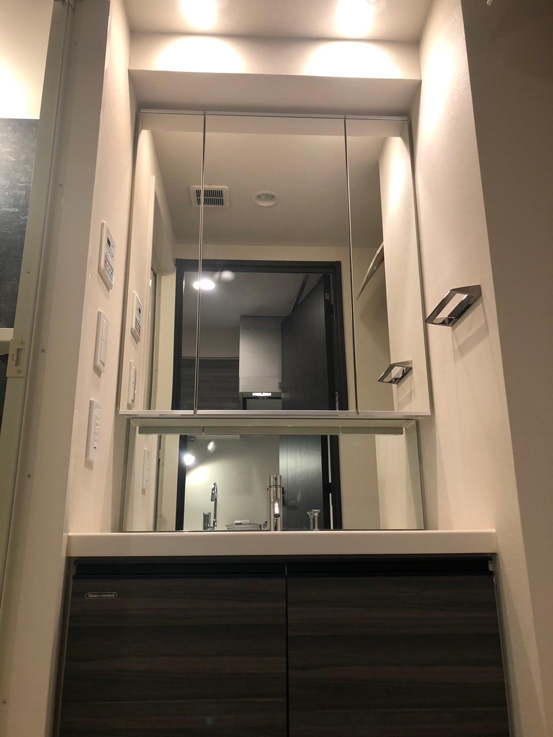 洗面設備　使いやすい洗面所です