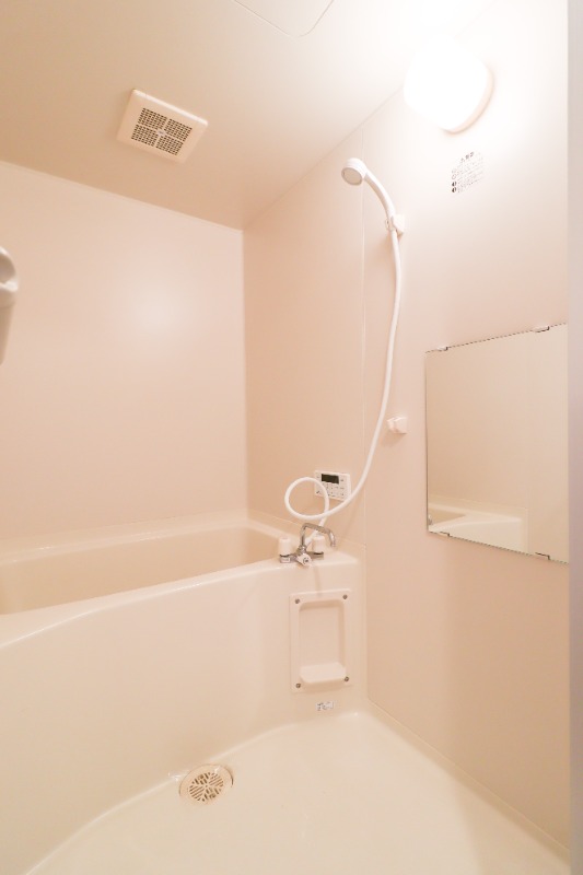 バス・シャワールーム　図面と現状に相違がある場合には現状を優先