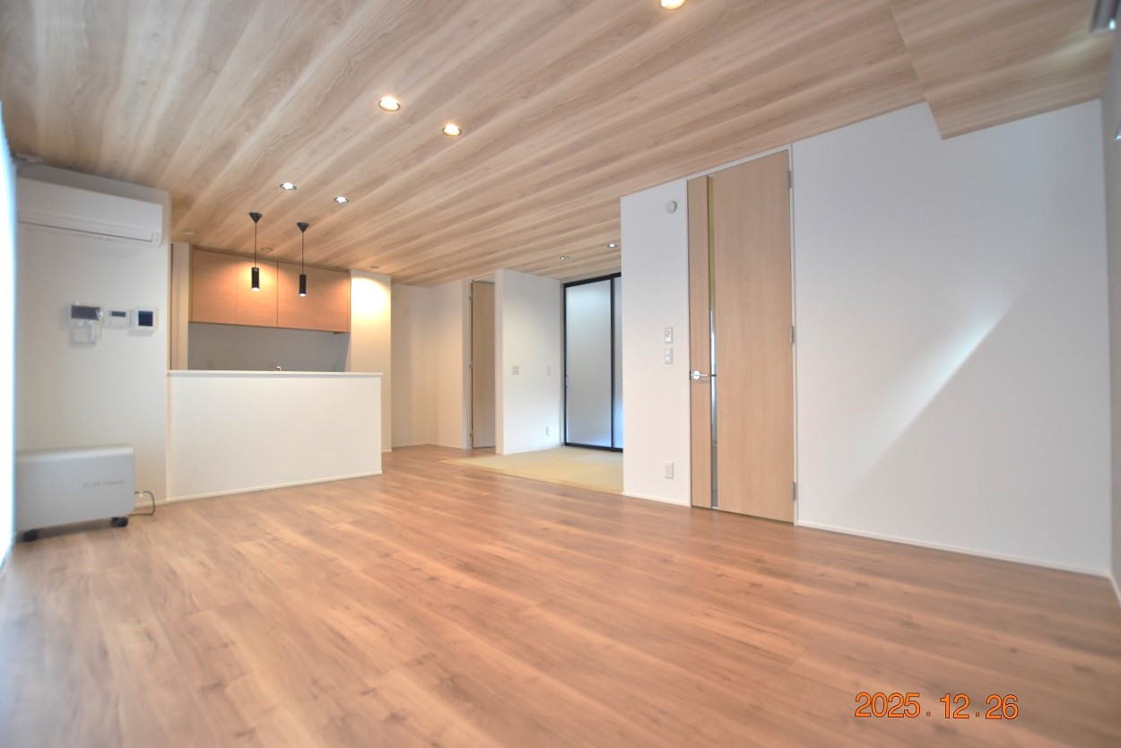 その他　大和施工築浅ZEH戸建★太陽光発電★ユメウル不動産