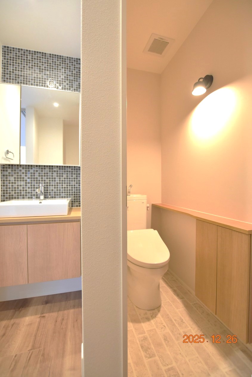 トイレ　大和施工築浅ZEH戸建★太陽光発電★ユメウル不動産